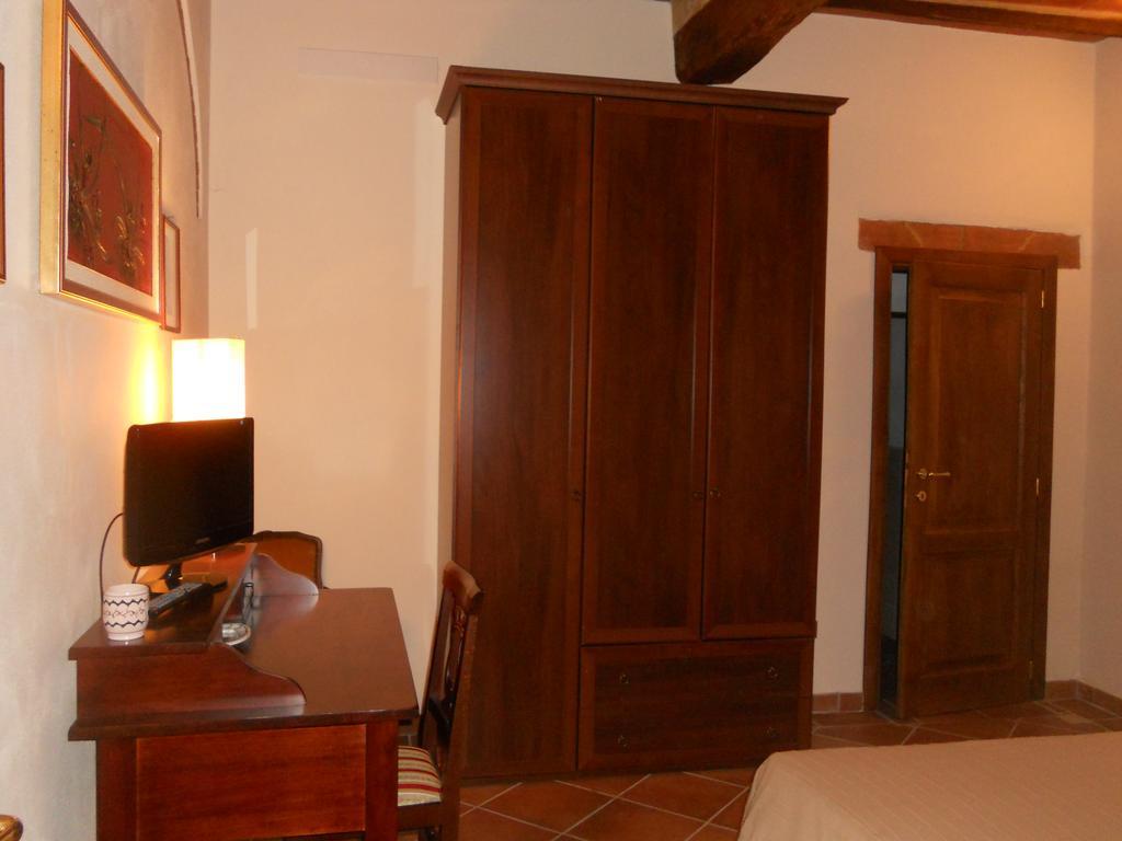 Casa Vacanze L'Oliveta Siena Exteriör bild