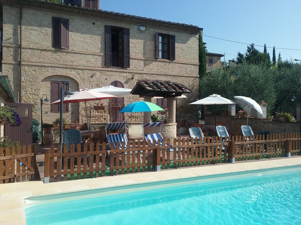 Casa Vacanze L'Oliveta Siena Exteriör bild