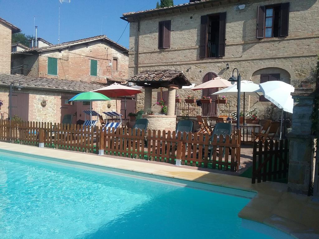 Casa Vacanze L'Oliveta Siena Exteriör bild