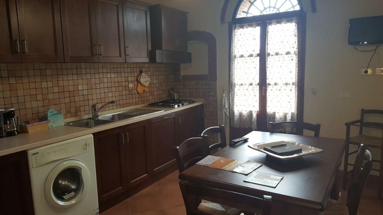 Casa Vacanze L'Oliveta Siena Exteriör bild