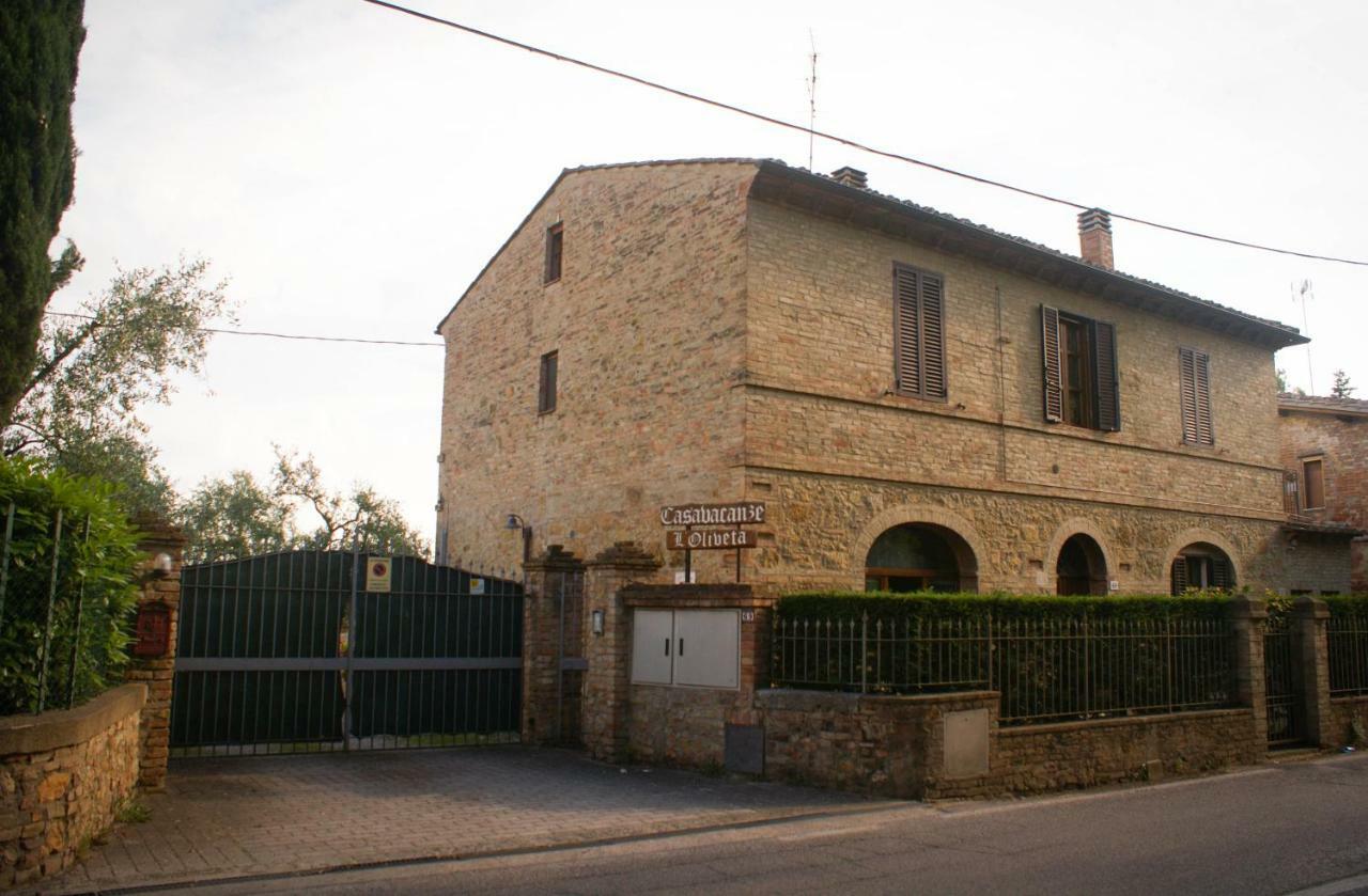 Casa Vacanze L'Oliveta Siena Exteriör bild