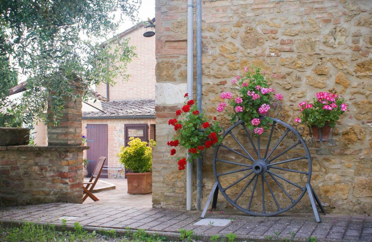 Casa Vacanze L'Oliveta Siena Exteriör bild